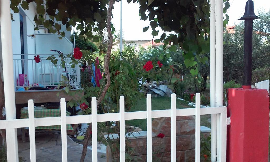 Noula Rooms Μακρύγιαλος Εξωτερικό φωτογραφία
